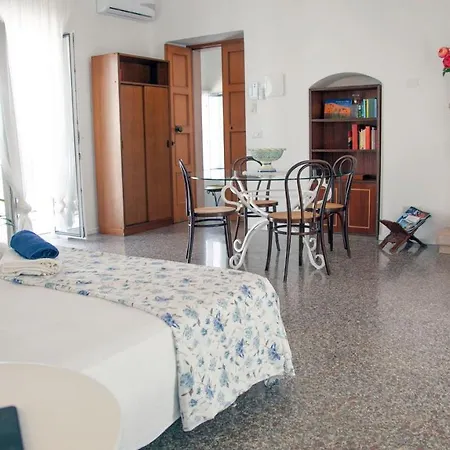 Apartment Madreselva *